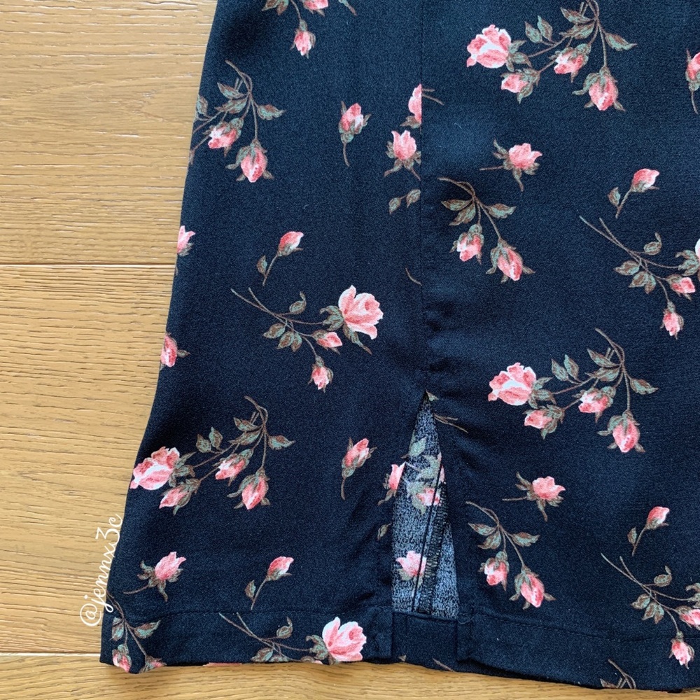 ❌[SOLD]❌Reformation Babe Dress || Romy - Picture 10 of 16